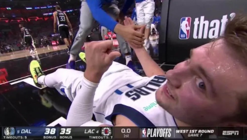 PrizePicks tweet media