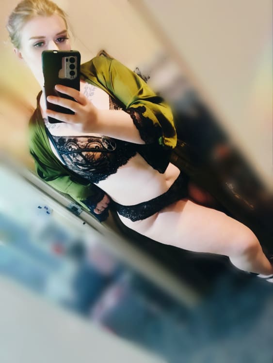 d4ddysf4v's tweet photo. I am AVAILABLE TODAY in Ballarat East

https://t.co/GiRUl6aw7u

20-30 min bookings only! 2 spots left for Friday 🤤💋

- you find me on Realbabes - https://t.co/32cLpAr42G