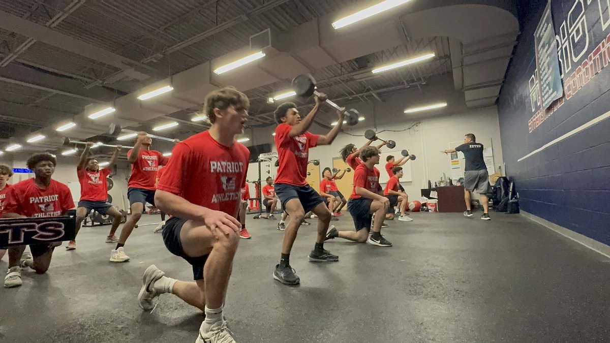 Veterans Memorial Football™️ tweet media