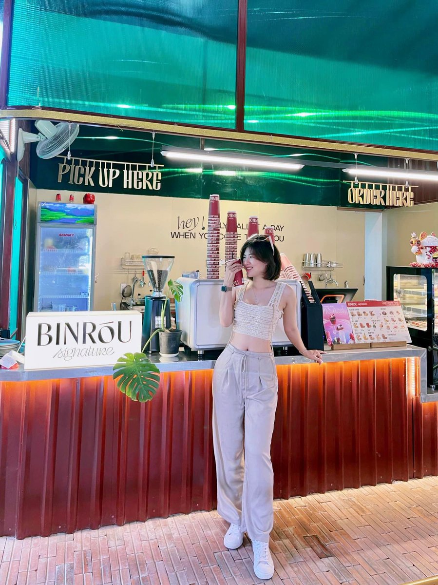 Hiền Bella tweet media