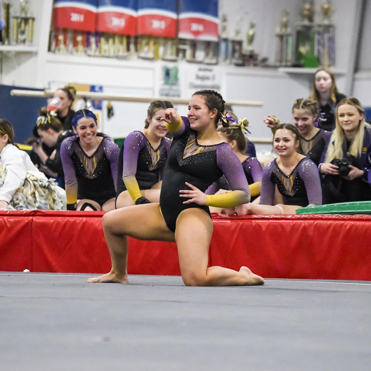 We want to see you come and support your Lady Panthers at the District Tournament Friday Feb 23rd at 4:15pm at BGSU Anderson Arena! Tickets-events.hometownticketing.com/organization/e…