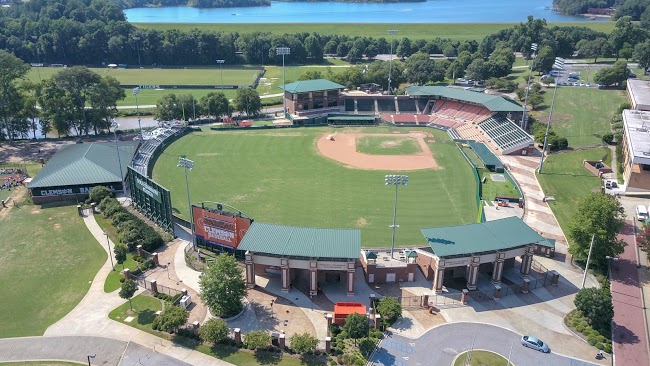 ON THIS DAY 54 YEARS AGO...
 
📆 1970 (Feb 19)
🏟 Doug Kingsmore Stadium
🇺🇸 Opened in Clemson, USA
🏆 Home to 
⚾ Clemson U. Tigers Baseball [ACC] 
🔗 clemsontigers.com/sports/basebal…
 
 #acc #accbase
 
More at STADIAlive: stadialive.glide.page/dl/d0a5f4