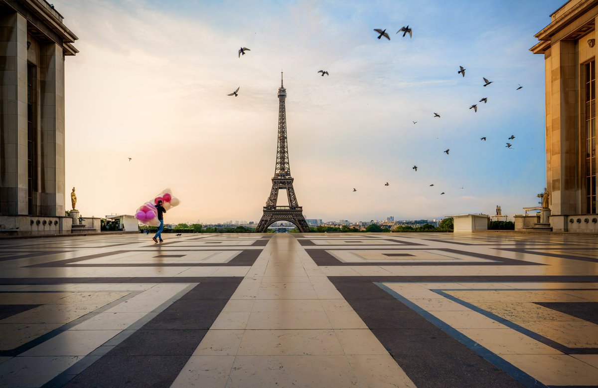 AmberArtStudio's tweet photo. QT 4 photographs from 4 different cities 

Paris
Venice 
San Francisco 
New York https://t.co/04A3IdSYtv