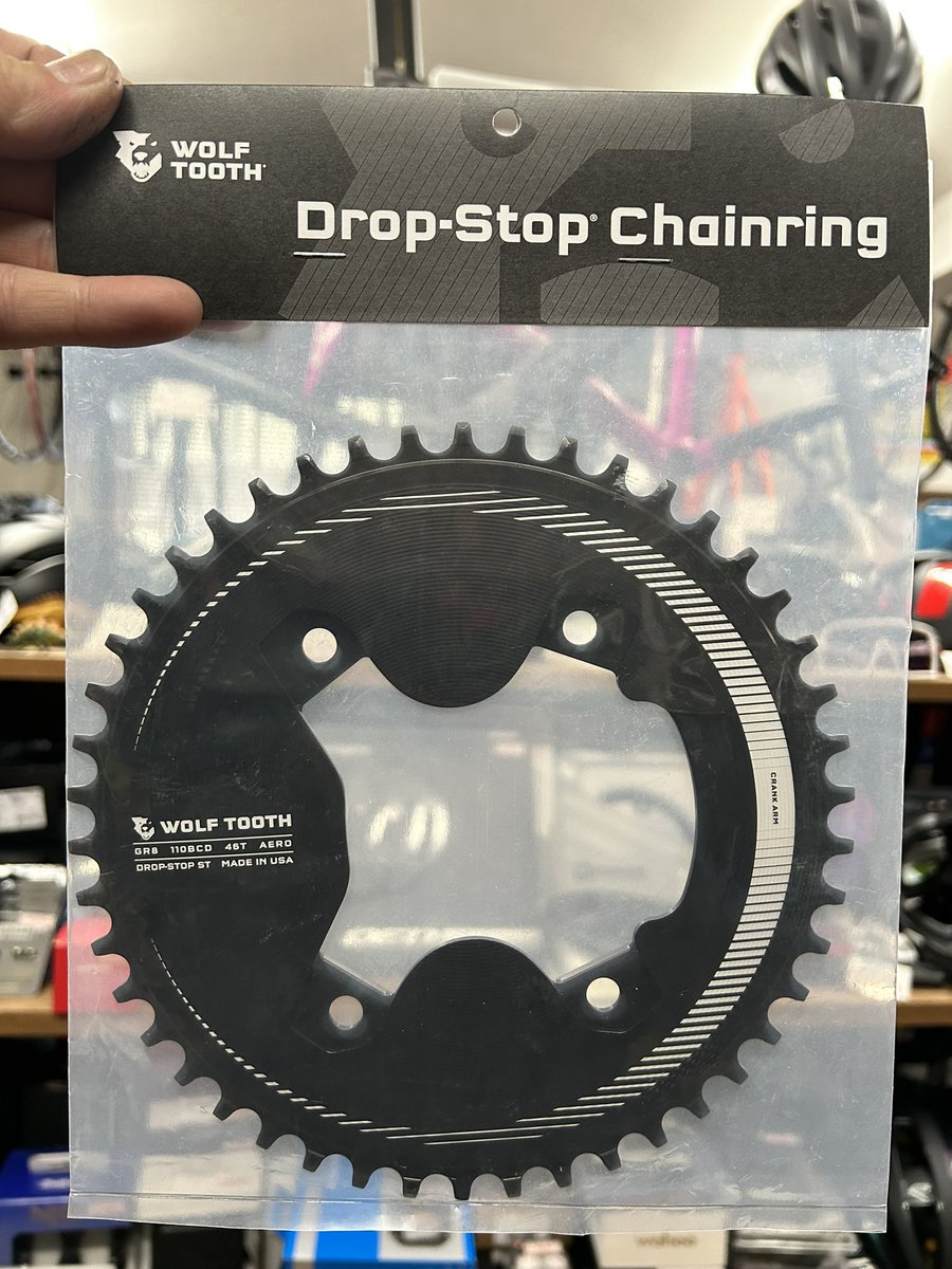 Bikeshop_snel's tweet photo. WOLFTOOTHの新作
GRXクランク用エアロチェーンリング早速入荷致しました!
やる気を起こさせるイカしたデザインですね!
#wolftoothcomponents
#bikeshopsnel
#大田区自転車屋 https://t.co/b7YSBkaNLd