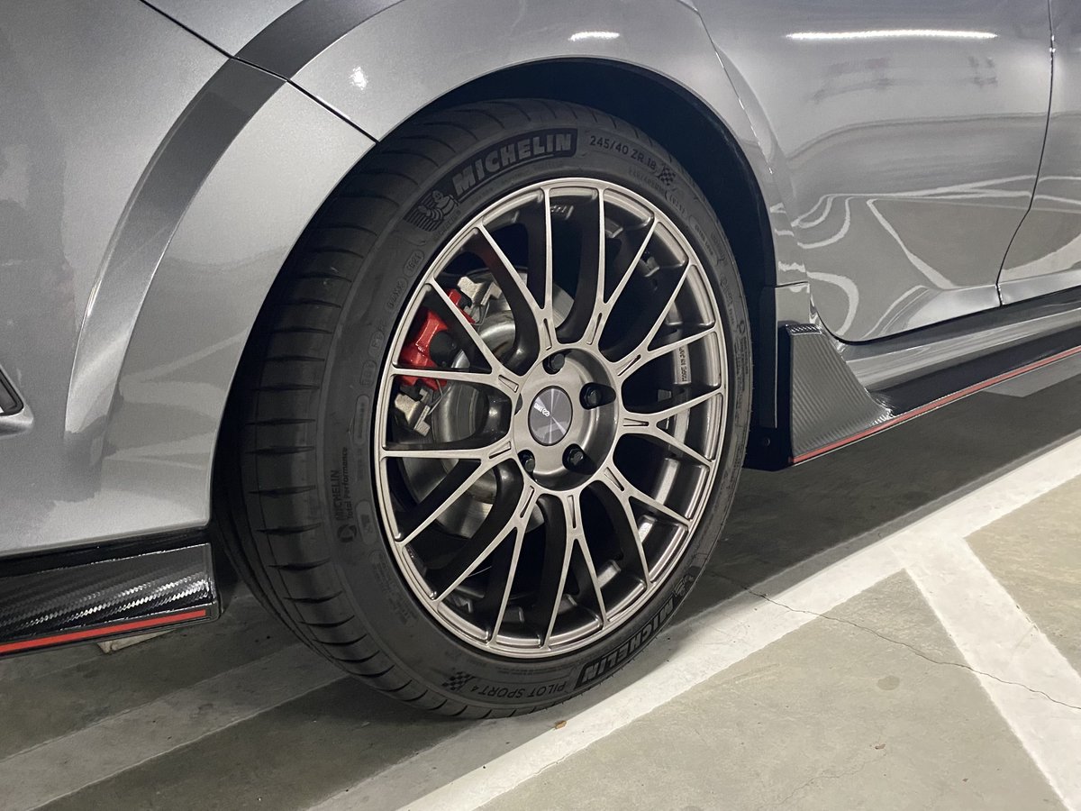 エンケイ PFM1 ホイールセット ブリヂストンタイヤ付き