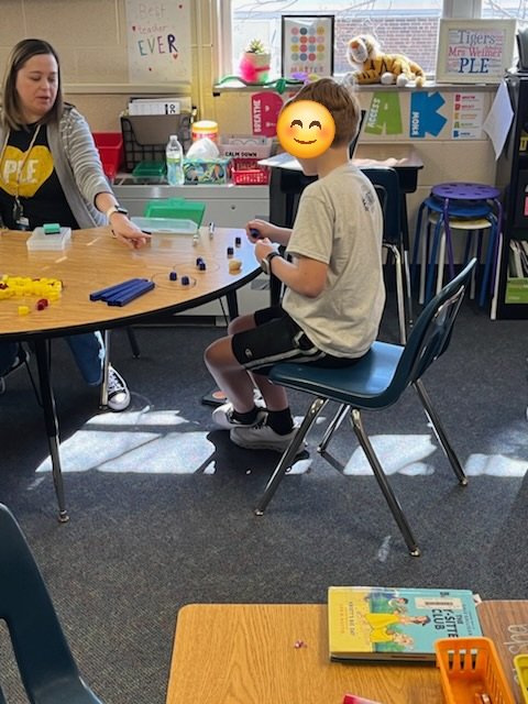 Leslie Mott tweet media