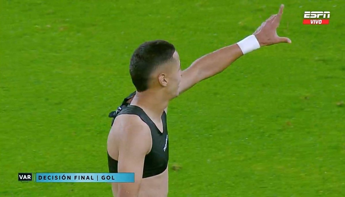 SISI ASI COMO LO LEISTE EN MI NOMBRE... ES EL PARAGUA CAUDILLO 💙💙