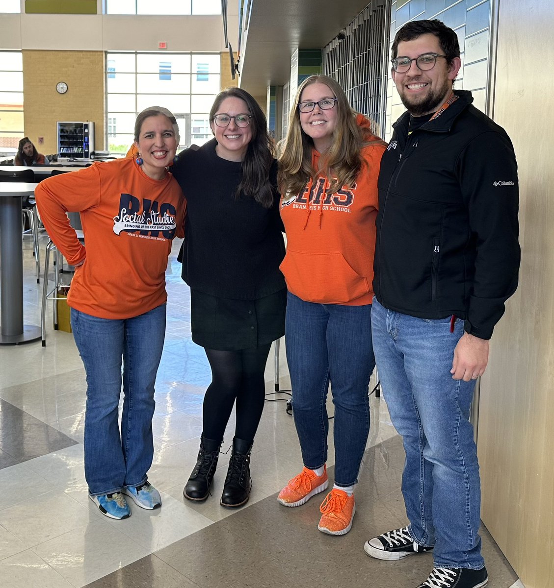 Debe Hernandez tweet media