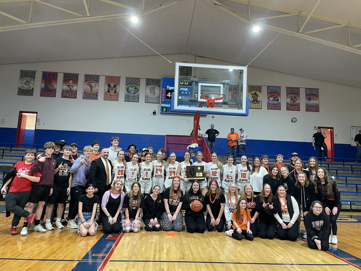 D_Almasi's tweet photo. Sectional Champions!! So proud of all their hard work and determination! @CoachBelville @ib327athletics #ibtigerpride https://t.co/3TTM7d7k1S