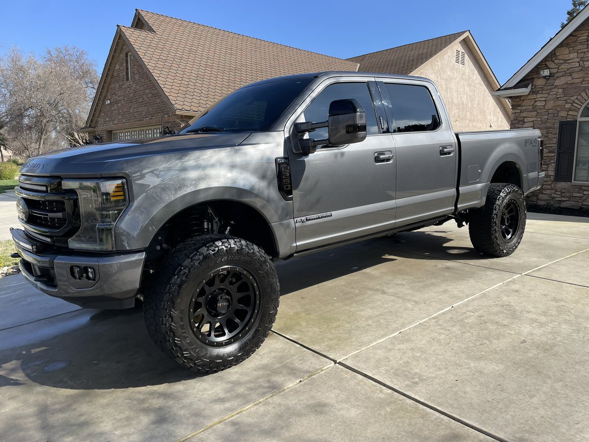 GCdetailing559's tweet photo. Do you like a clean vehicle? https://t.co/rEUSo4XVbc