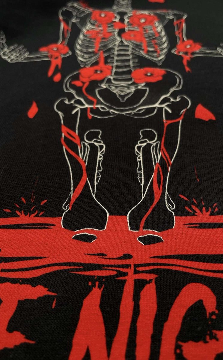 Don't forget to order your WTNC 'Maker' shirt. Pre-orders are only open until March 13th! 🩸

lunarisgames.myshopify.com