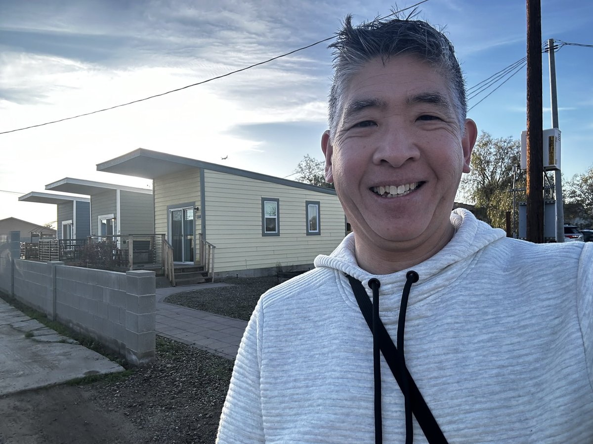 Green Violin YEG tweet media