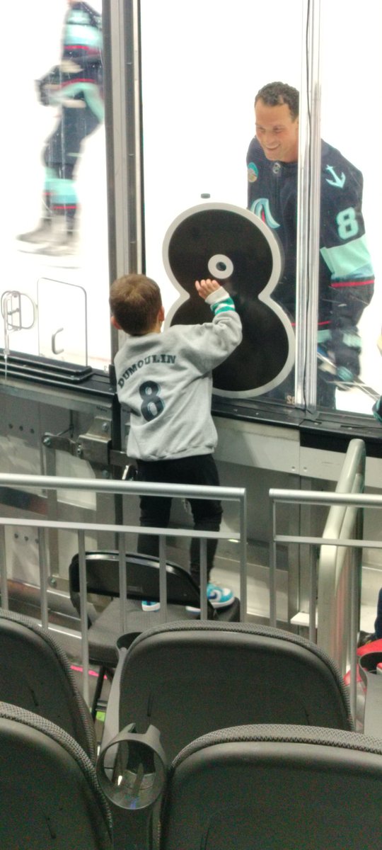 Congrats to <a href="/Du24theboyz/">Brian Dumoulin</a> for his 600th game tonight. Really happy it's with the <a href="/SeattleKraken/">Seattle Kraken</a>