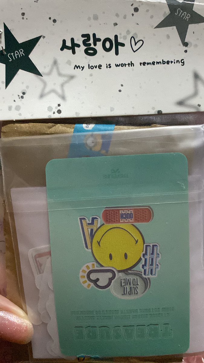 Nini97777's tweet photo. ส่งค่อนข้างช้า หวังว่าครั้งหน้าถ้ามีโอกาสได้ซื้ออีกจะปรับปรุงนะคะ
 #reviewimdoyong https://t.co/Vt4630GQEB
