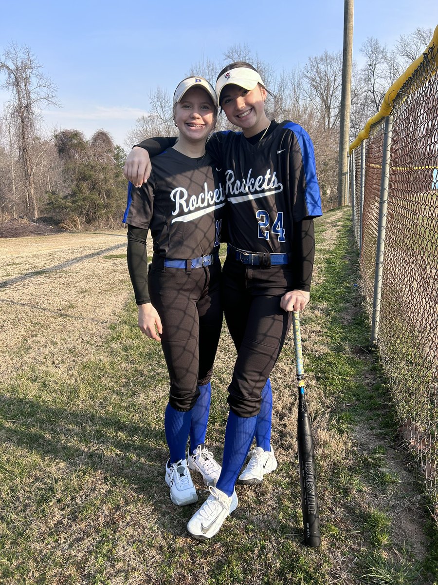 Taryn Massey tweet media