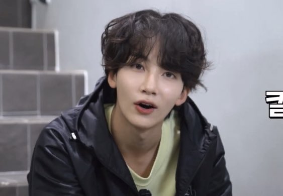yjhanzone's tweet photo. fluffy hair jeonghan for adlv has to be the cutest 🥹🫳🫳🫳 https://t.co/MqQanKYOsh