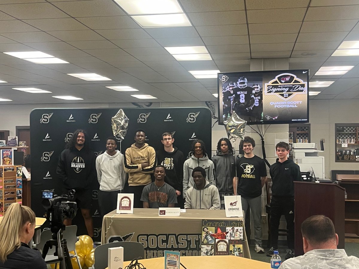 SocasteeHS's tweet photo. Congratulation to @quadir_egb for signing to play 🏈 at @FleetFB We can't wait to see the great things you will do! #GoldBlooded @SocasteeFB https://t.co/w6U44GSbgi