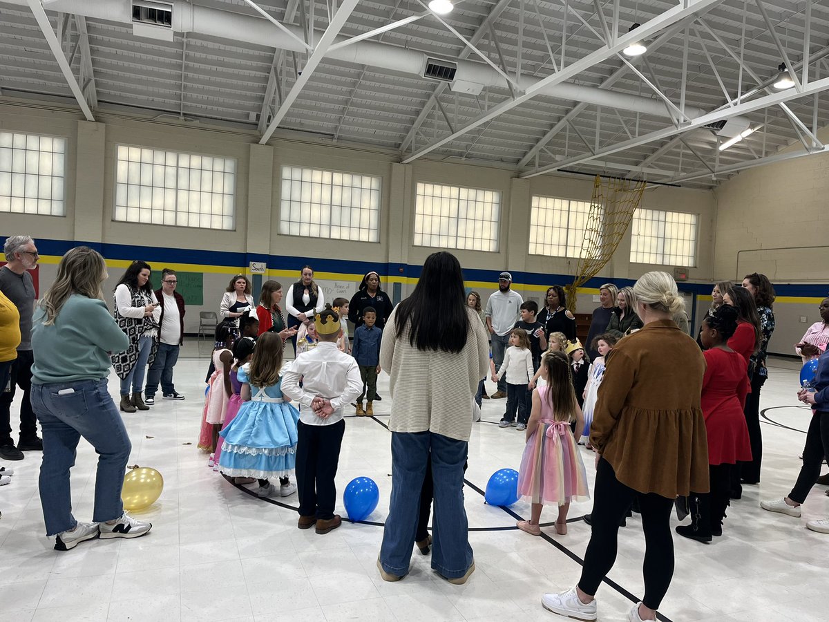 Crystle Welsh (@apcrystlewelsh) on Twitter photo Celebrating the end of our Kings and Queens unit with a Royal Ball. <a href="/courtneyluce12/">courtney_luce</a> <a href="/Renee_McKinnon1/">๐ก๐ฎ๐ท๐ฎ๐ฎ ๐๐ฌ๐๐ฒ๐ท๐ท๐ธ๐ท, ๐๐ญ.๐.๐ซ</a> <a href="/AGHoulihan/">Andrew G. Houlihan</a> <a href="/UCPSNC/">Union County Public Schools</a> <a href="/MarshvilleESNC/">Marshville Elementary School</a> Celebrating the end of our Kings and Queens unit with a Royal Ball. <a href="/courtneyluce12/">courtney_luce</a> <a href="/Renee_McKinnon1/">๐ก๐ฎ๐ท๐ฎ๐ฎ ๐๐ฌ๐๐ฒ๐ท๐ท๐ธ๐ท, ๐๐ญ.๐.๐ซ</a> <a href="/AGHoulihan/">Andrew G. Houlihan</a> <a href="/UCPSNC/">Union County Public Schools</a> <a href="/MarshvilleESNC/">Marshville Elementary School</a>