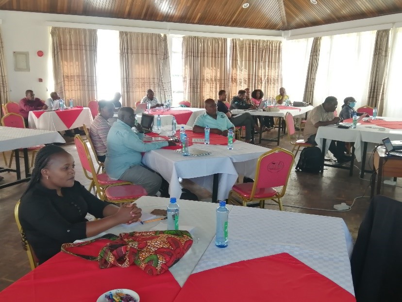 uonbi's tweet photo. 36 participants from 7 Countries - Angola, Mozambique, Kenya, Tanzania, Niger, Uganda, and Somalia have gone through the Centre for Land Acquisition & Resettlement Studies (CELARS) International Course on Land Acquisition and Resettlement Management in Naivasha. The objective of the International LARM Course is to improve the management and implementation of involuntary land acquisition and resettlement in the context of public and private sector infrastructure projects.

#WeareUoN