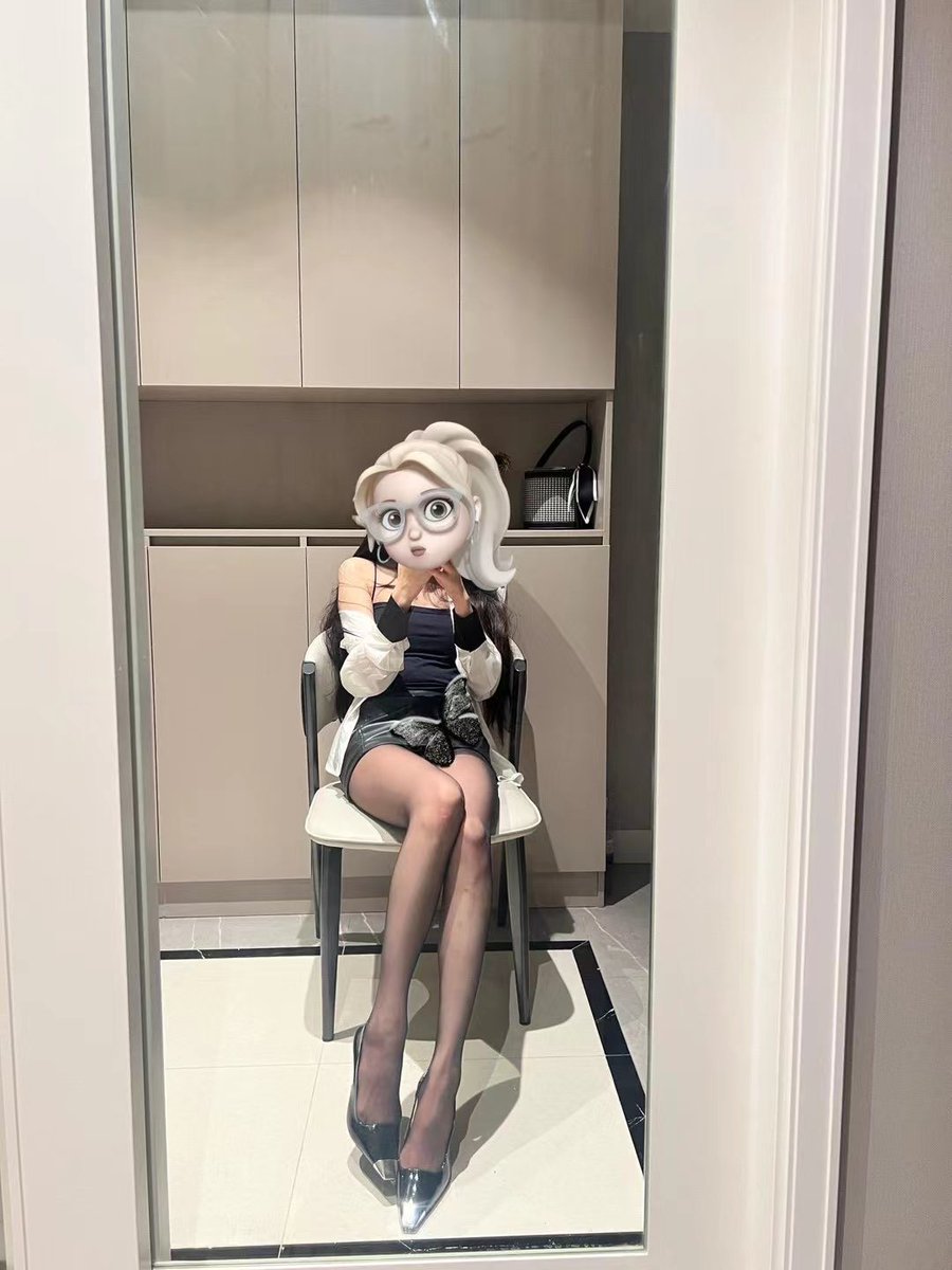 十月 tweet media