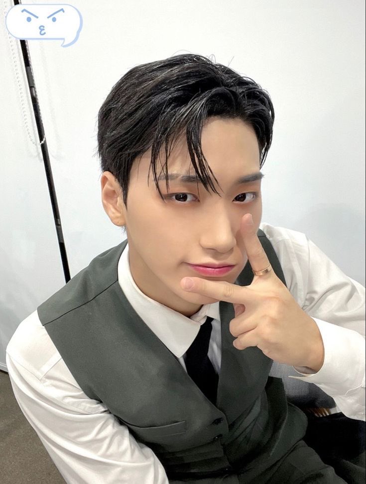 #산 : follow everyone who likes/rts to gain atiny moots

@ATEEZofficial #MAMAVOTE #ATEEZ #에이티즈 #SAN