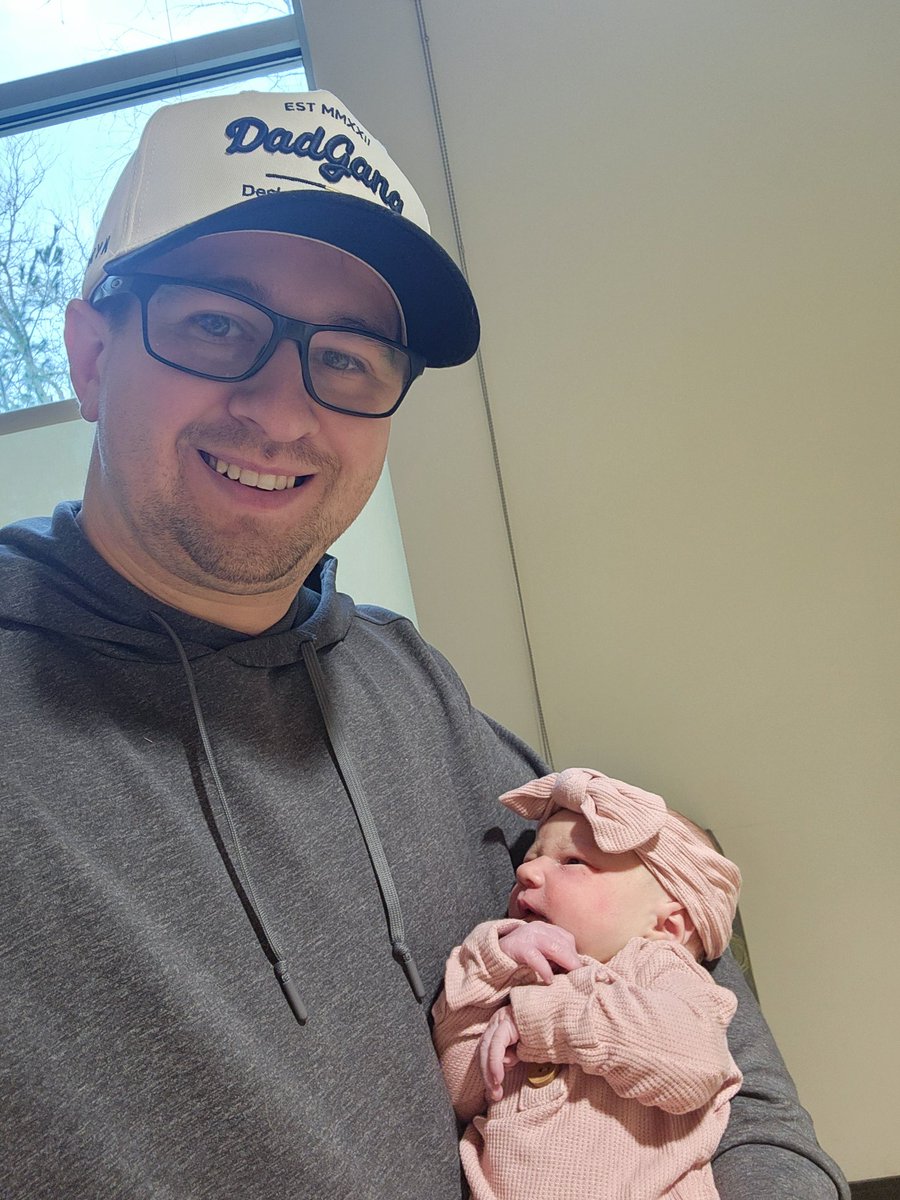dbaxtothefuture's tweet photo. Seeing your high school sweet heart become a mom is pretty neat. I need a nap.  #dadgang #girldad https://t.co/pn14F9CEiq