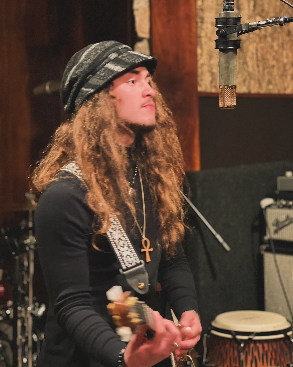 Working on a new project and I can’t wait for you to see it unfold! 

#newproject #musician #boricua
#owenrivera #artist