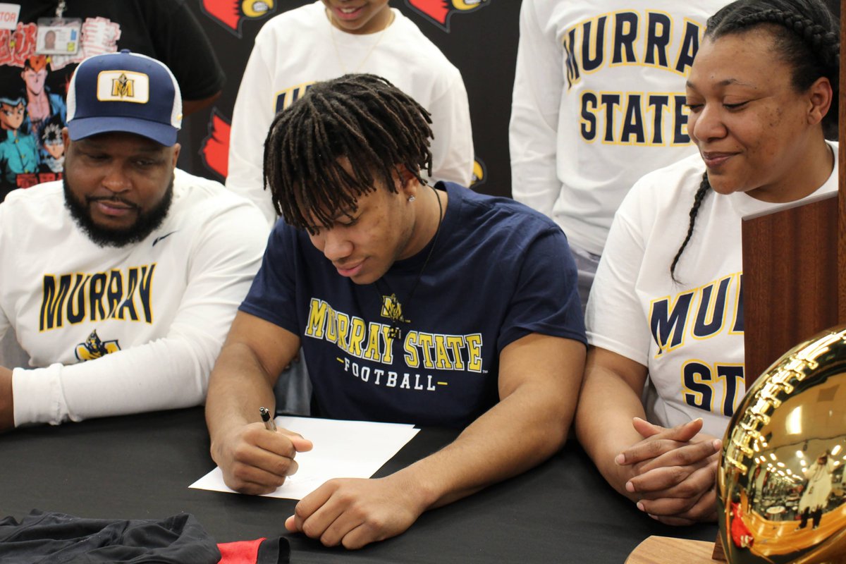 MHSCards1's tweet photo. Congratulations to JuJu Starks! He's headed to Murray State for football next year. https://t.co/jkbDByoxQZ