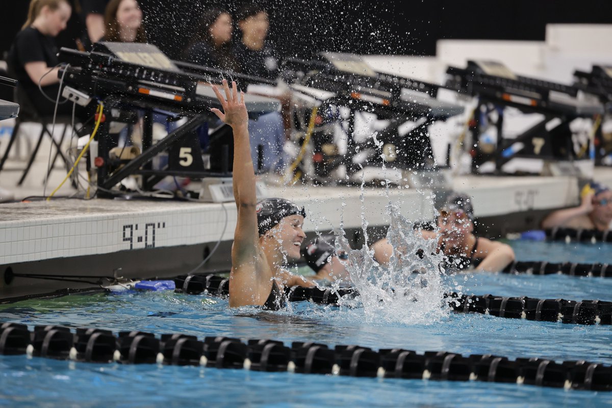 OhioStSwimDive tweet picture