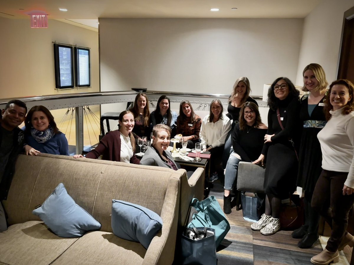 senoraschlegel's tweet photo. Catching up with our #nectfl family is exactly the joy I needed in my life. https://t.co/wYUCifI1ch