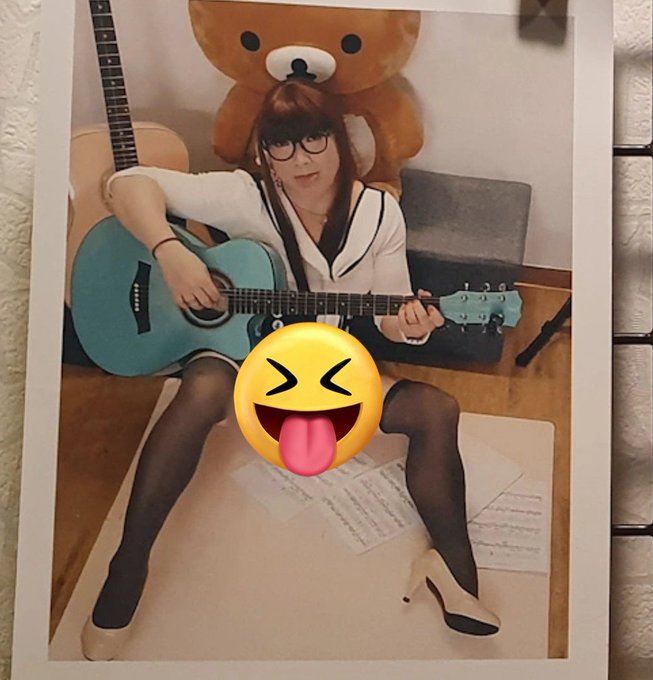 아~밤만되면 처먹처먹.. 어제도 만두에 라면 쥐포 바나나..  오늘저녁은 바나나 하나먹고 절대 안먹어야지..ㅜㅜ  밤에도 안먹을수 있는 방법을 생각해봐야겠어.. https://t.<a href="/tag/mvsales"class="tags"><span>#mvsales</span></a>