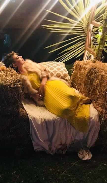 LupitaGaron's tweet image. Volvamos al #TBT y que ya huele a #findesemana de… celebrar, familia y no puede faltar gym 💪🏻
.
.
.
#dopamina #addiction #dance #enjoylife #weekendplans #friends #beautiful #letsflyaway #celebration #comeon #music #ItsTime #NOW #blessed