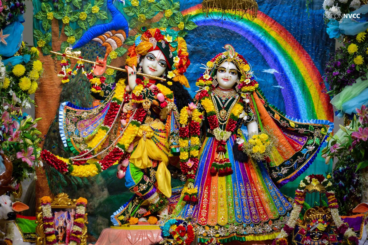 ISKCONPune's tweet photo. 🙏🏽 Today's Darshan 📿 🗓23-02-2024🙏
🌷Sri Sri Radhavrindavanchandra🌷
🚩@ISKCONNVCCPune🚩
.
.
#23rdfebruary #23rdfebruary2024 #ISKCONNVCC
#ISKCONPune #ISKCON #ISKCONNVCCPune #PUNE
#DailyDarshan #Friday #photographychallenge
#bestphotochallenge #BestPhotographyChallenge https://t.co/1qYETdFsxs