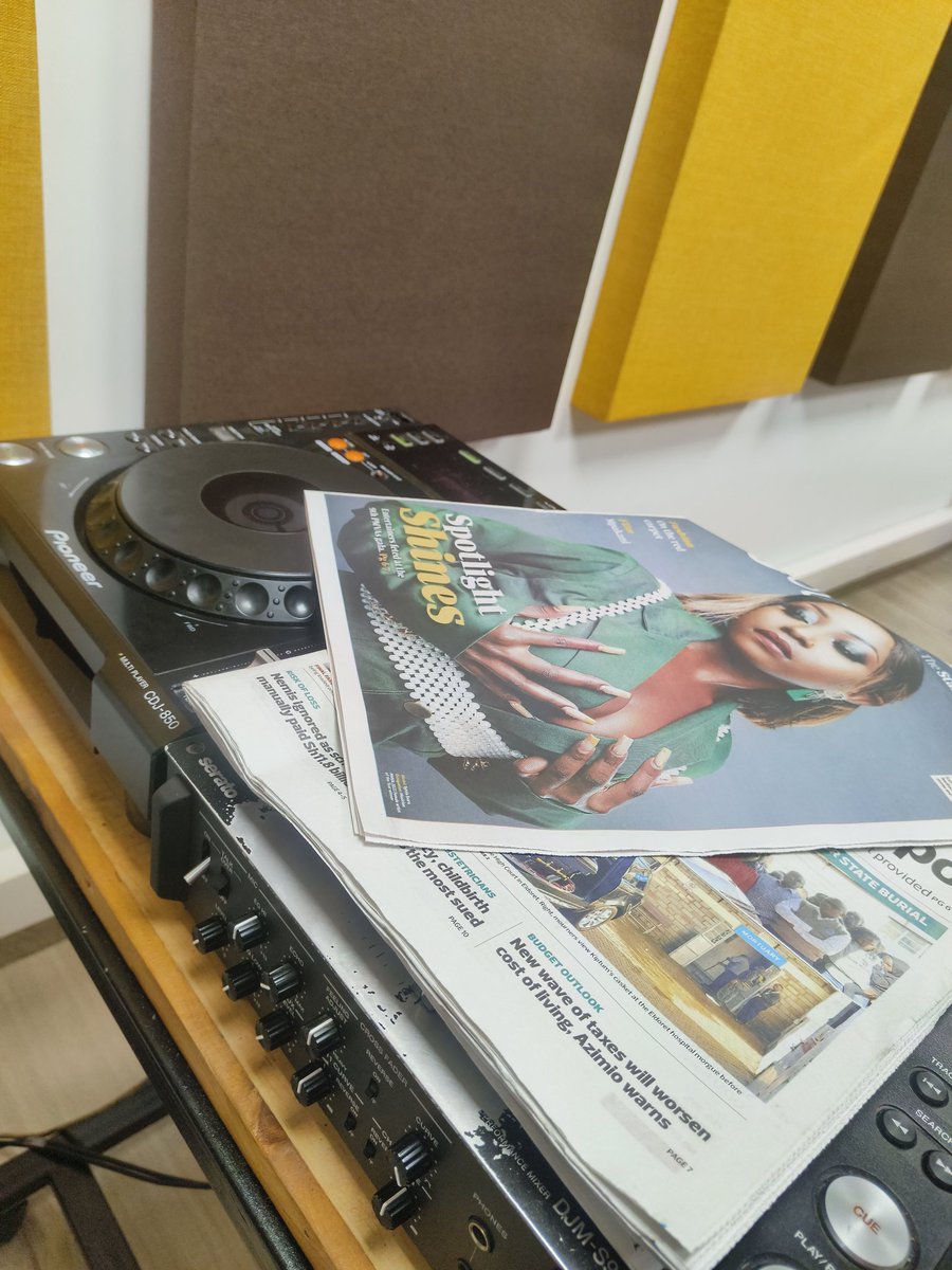 Newspaper review @GhettoRadio895 #brekko @MajimajiKenya