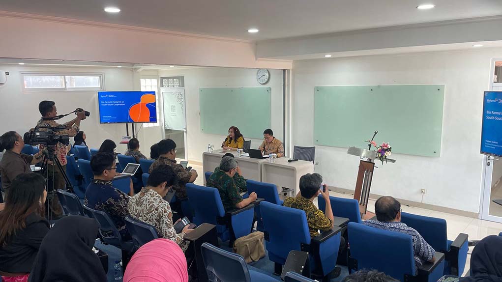 AnalisaIDN's tweet photo. Pentingnya Fungsi Kerjasama Selatan-Selatan Untuk Perdamaian https://t.co/Ye7NL9AK0x https://t.co/c4IVm5xomp