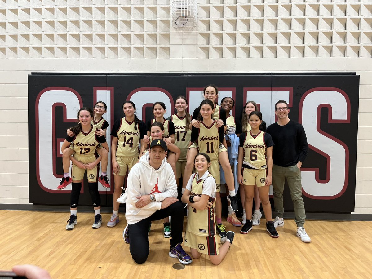 Very proud of our <a href="/StNicholasHCDSB/">St. Nicholas CES Oakville</a> Admirals Girls Basketball team after a very entertaining  season!