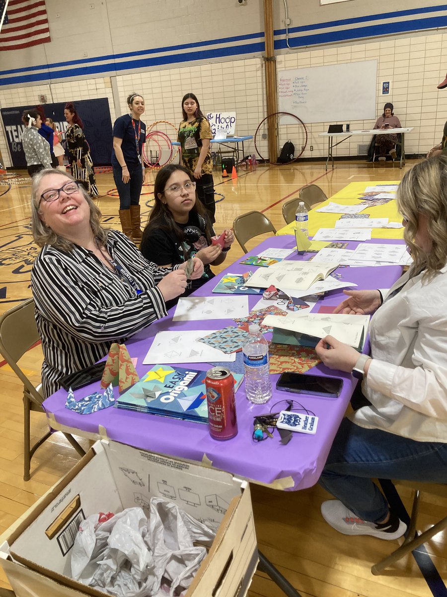 Diversity night <a href="/WRidgeMS/">Westridge MS</a> <a href="/theSMSD/">SM School District</a>