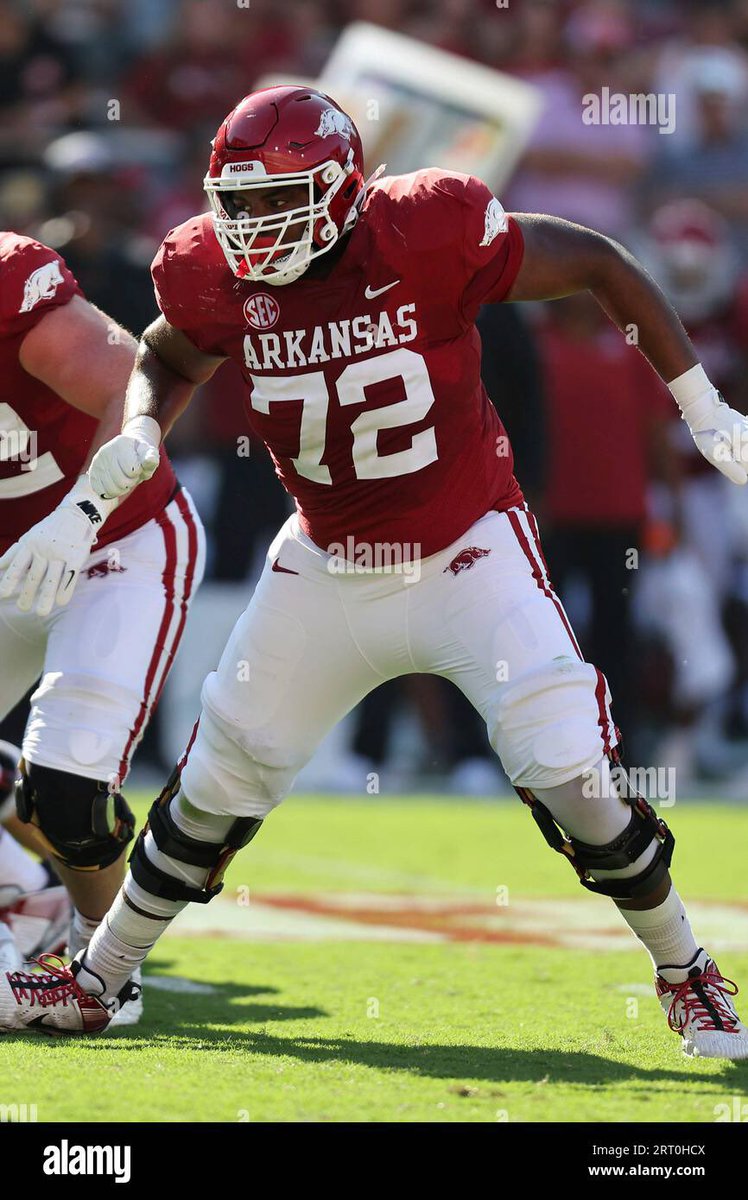 Demetri_manning's tweet image. After a great conversation with @CoachMateos I am excited to say I have received a full ride scholarship to the university of @RazorbackFB @CoachSamPittman #OneRazorback #GoRazorbacks 
#WPS @TFordFSP @UsOLIANxIata @BlakeBentz @BrandonHuffman @BellevueFB @gofordsports @CoachSwei