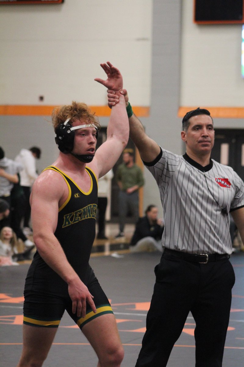 JFKwrestle's tweet photo. Congratulations to Colin Falck for being selected 1st Team All Conference in the MVC Valley Divion @ 165. @CRCougars https://t.co/kevbManlP2