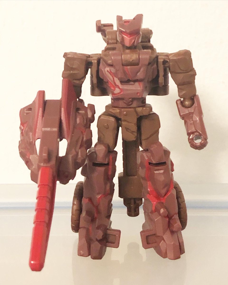 soyrapido's tweet image. Transformers Legacy United Infernac Universe Bouldercrash #bouldercrash #transformers #transformerslegacyunited #infernacuniverse #hasbro #toyphotography #toycollection