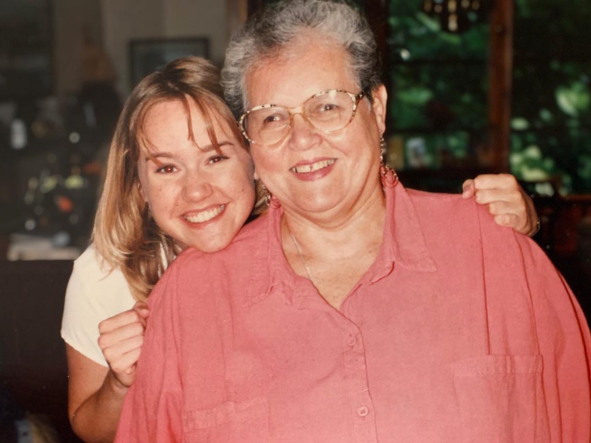 You know those people who let you cry & never judge? That's my grandmama. 

She's a big reason #WhyIWrite. Because she loved me enough to let me cry. I wrote about it. ⬇️

Here's a pic of us from the '90s (back before I overplucked my eyebrows and ruined them forever grr) ⬇️