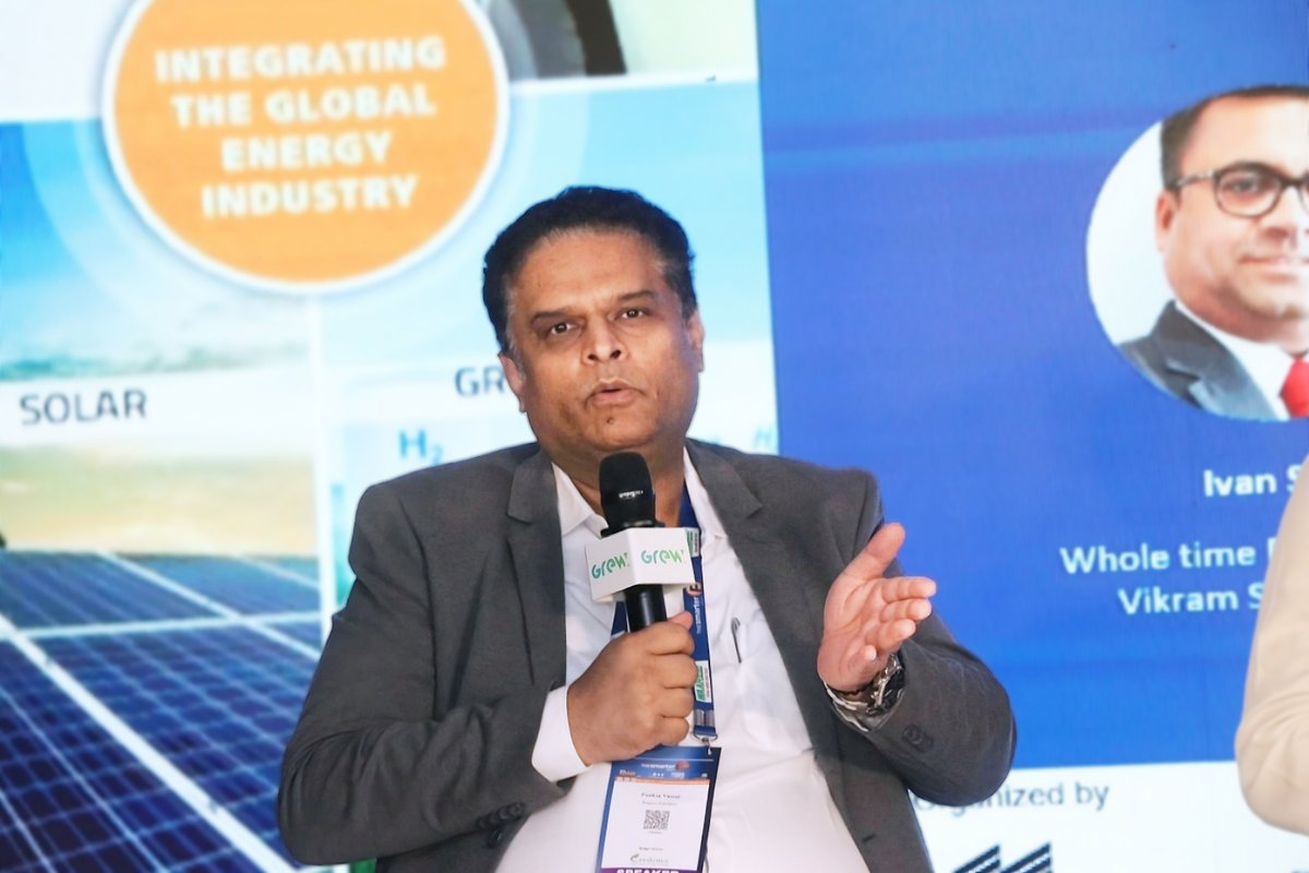 🔬 Our President of Sales (Retail), Mr. Pankaj Vassal, and R & D Expert Dr. Neha Sainbhi shared their valuable insights on pioneering domestic manufacturing and the latest advancements in solar technology- PERC Vs TOPCON Vs HJT. #IntersolarExpo #SolarTechnology  #RenewableEnergy