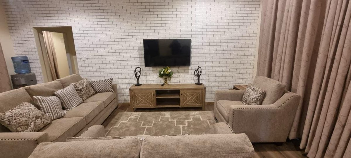 iamjuddah's tweet image. How do you rate Kelvin Kiptum&apos;s house on a scale of 1-10?