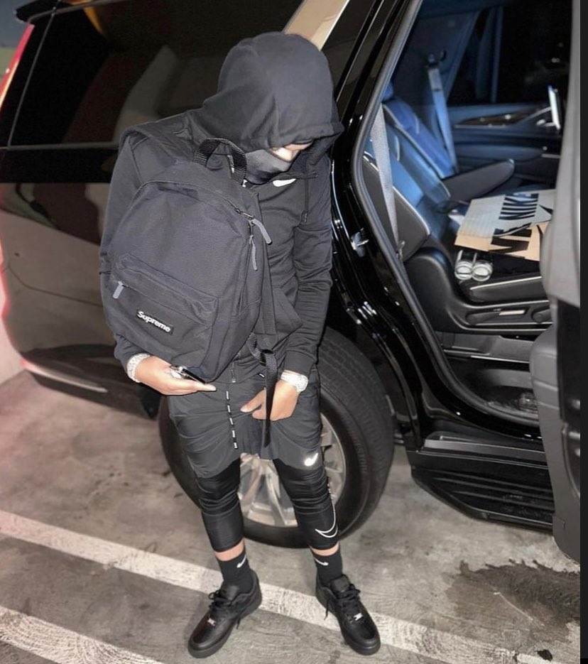 izayatijistann's tweet image. Ummm respectfully no 🥰 I look good asfuckkkkk in this and you can’t tell me different 😘 haters gonna hate 😂😂🤣 #notbothered