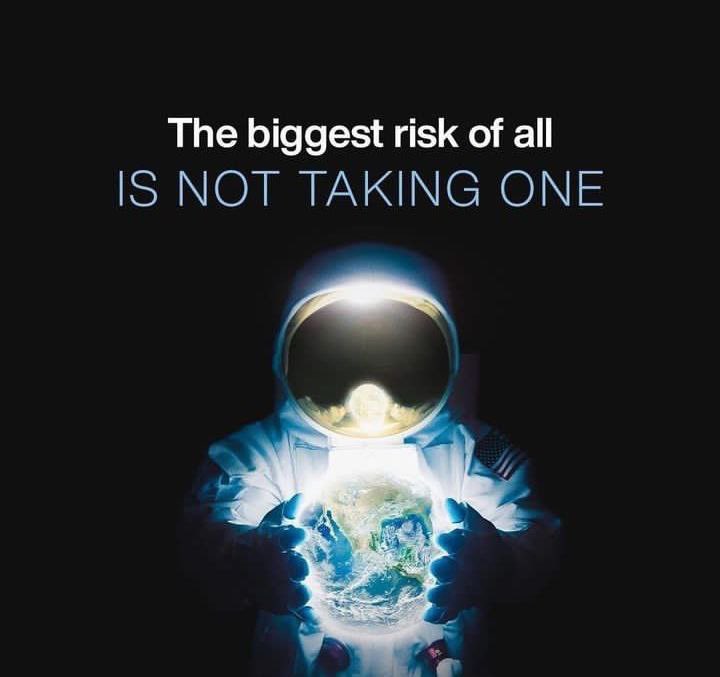 Robinson_209's tweet photo. If you say you can you are right, and if you say you can't you are also right either you have made a choice, A choice to either climb high so the world  can see you or you remain low to see the world.
join me as I keep winning and putting smiles on people's faces.💎🏆 https://t.co/yYvGHiwPUF