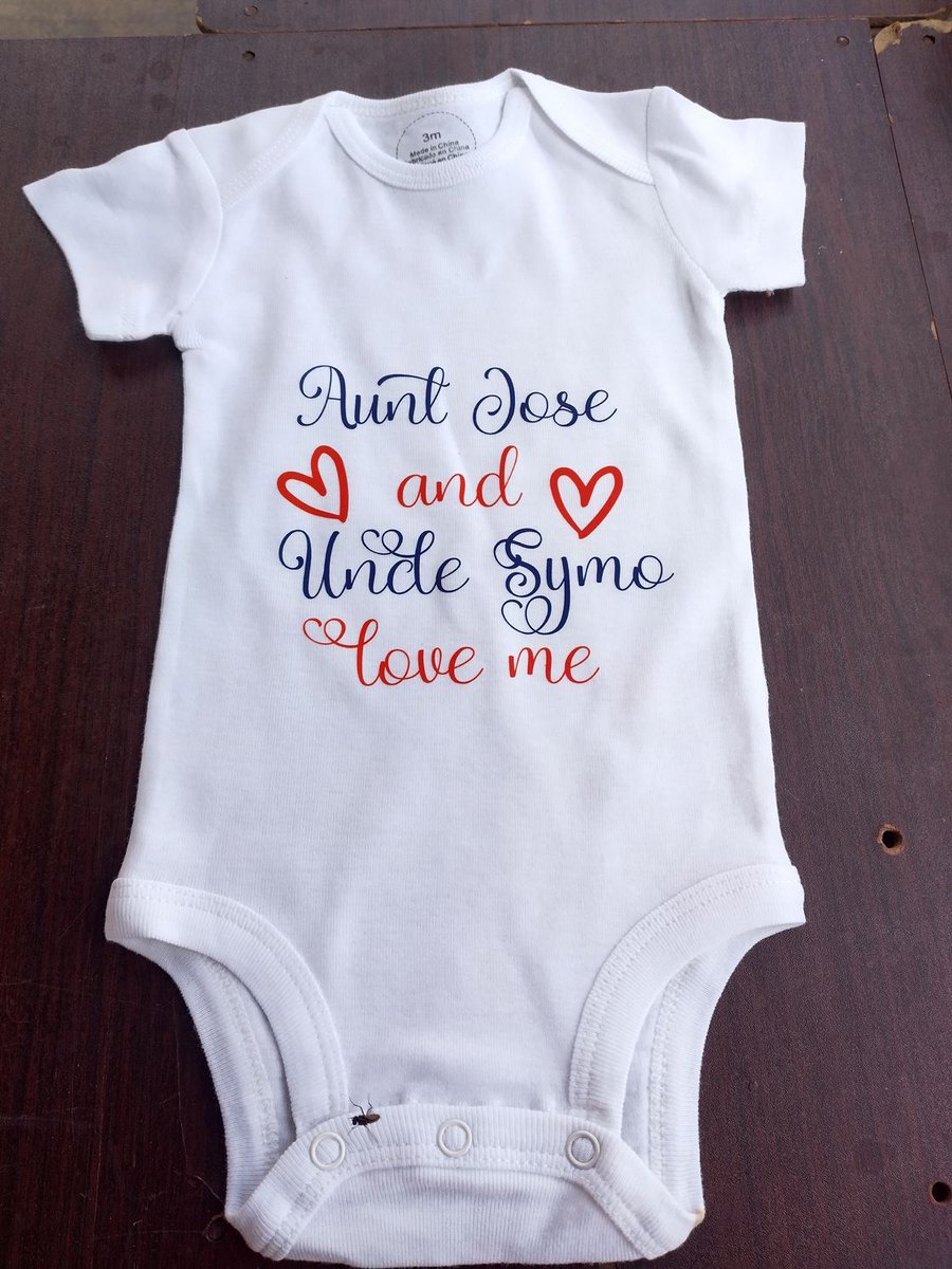 Baby suits customized. #Babyshowergifts