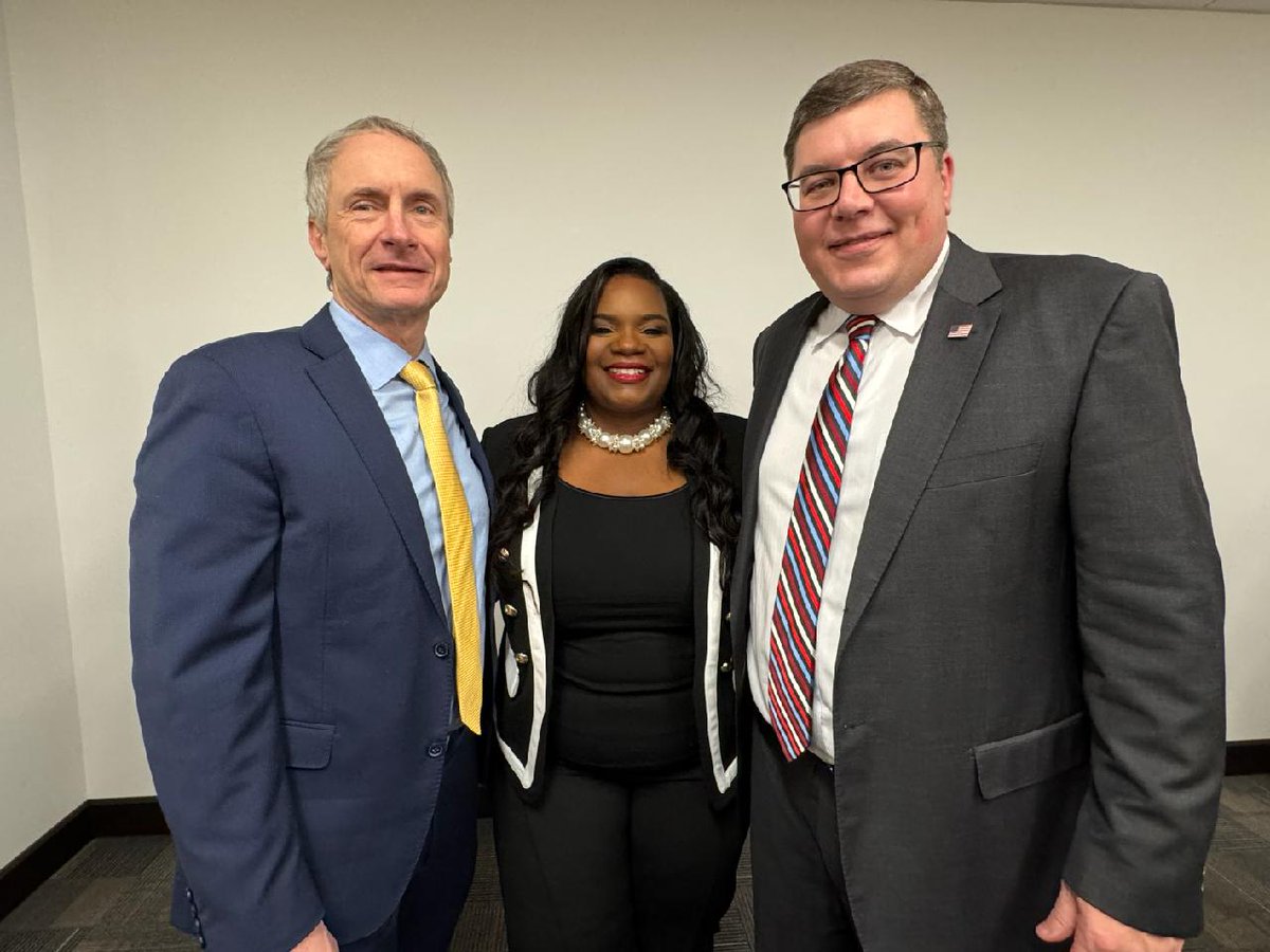 Congratulations to April Baskin on her unanimous endorsement by <a href="/ecdems/">Erie County Dems</a> for the 63rd Senate District!

April has served Buffalo and Erie County well as Chairwoman of the Legislature, and I look forward to the campaign ahead and working with her in the State Senate.