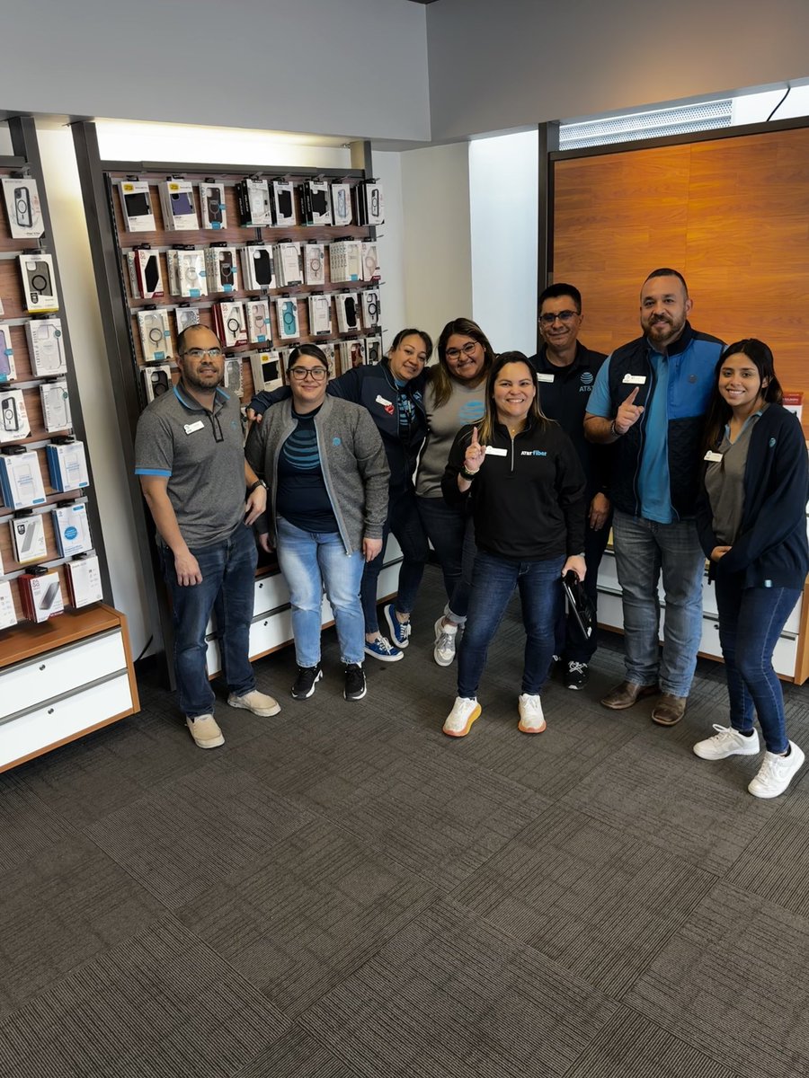 juanamary7's tweet image. #STX #attlife Southpark Meadows team