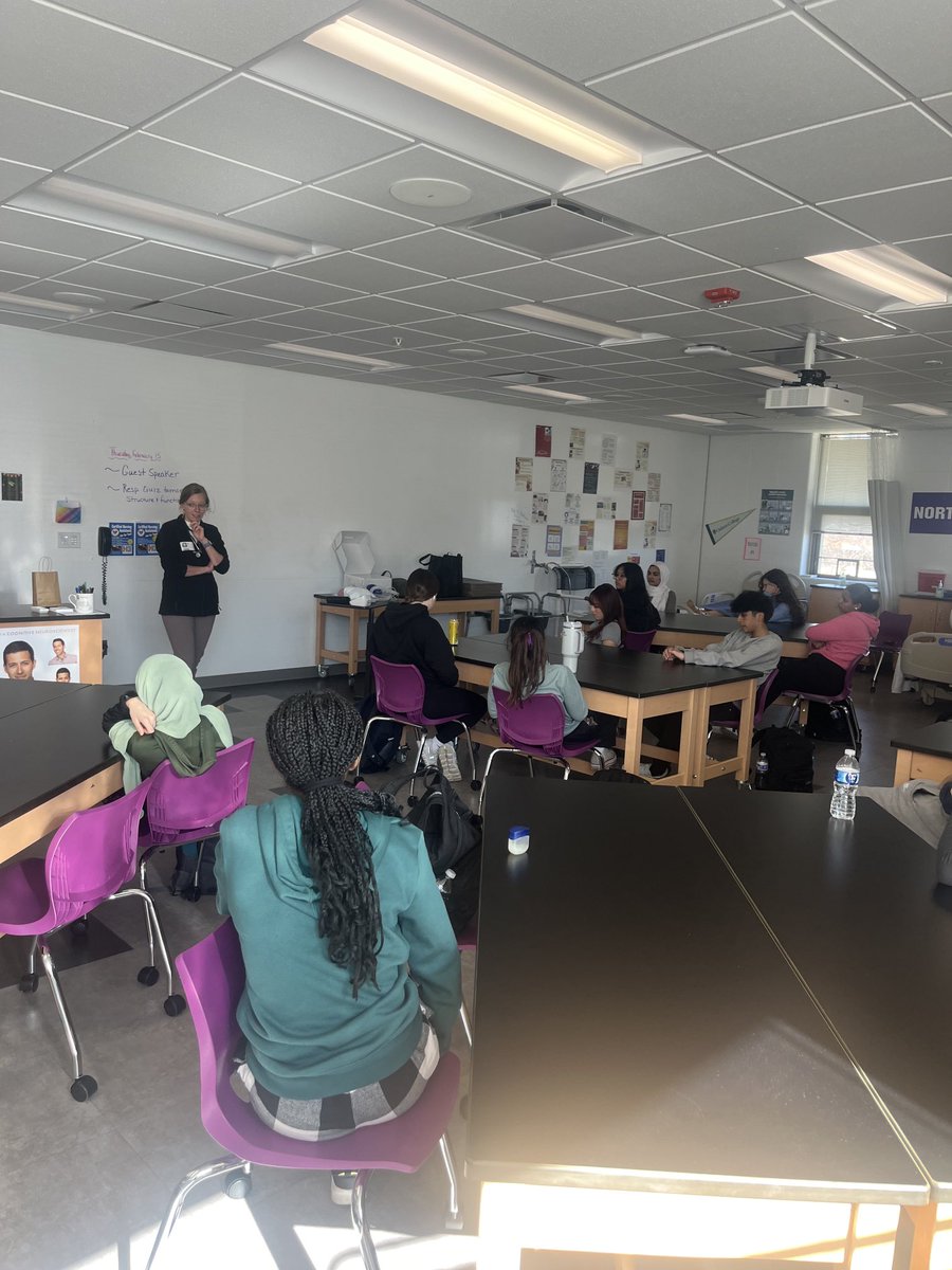 Angela Mell tweet media