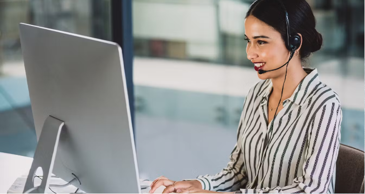 TriciaManning's tweet photo. New blog! @Verint #research finds #CX leaders are frustrated with traditional #CCaaS platforms | #AI #Data #ROI #CXAutomation #Automation #CustomerJourneys #Openness https://t.co/TrlEmQhgbI https://t.co/whwV0jxsJ2